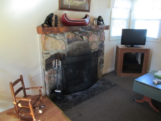 The Blue Horizons Lodge at Big Bear features cozy cottages with fireplaces, kitchens, and even Xbox 360 